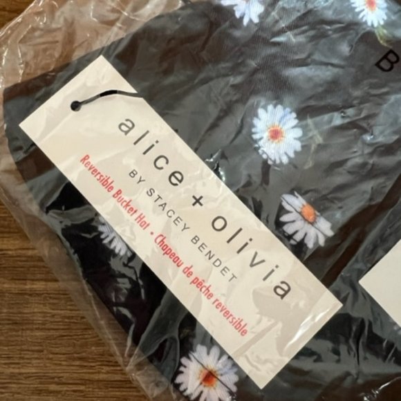 Daisy REVERSIBLE BUCKET HAT Black and White - Picture 4 of 4